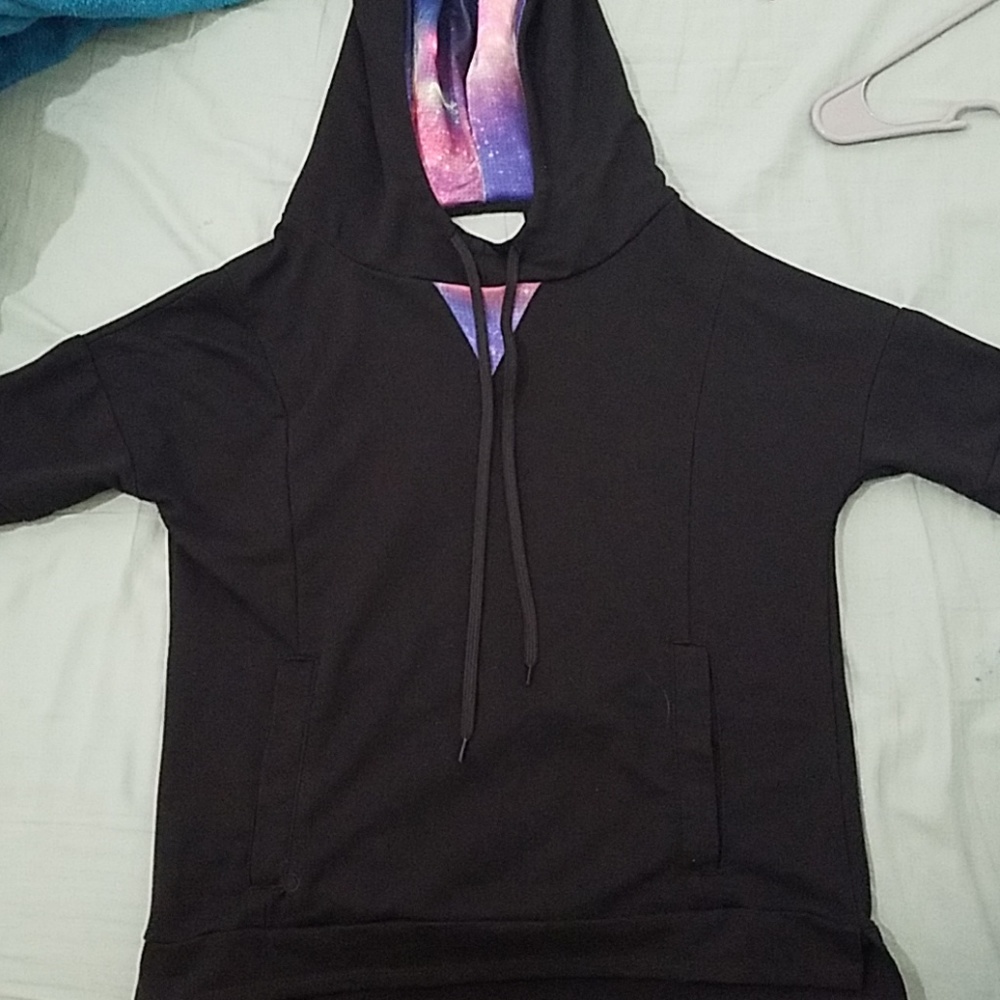 I am selling a energie hoodie